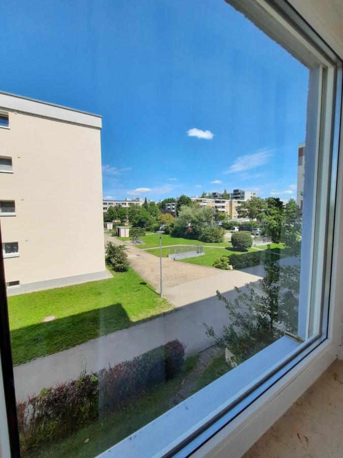 Moderne 3Zimmer Wohnung, In Koenigsbrunn Bei Augsburg エクステリア 写真