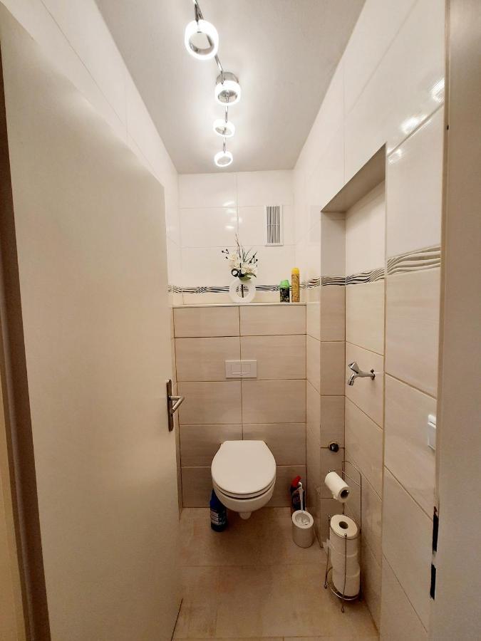 Moderne 3Zimmer Wohnung, In Koenigsbrunn Bei Augsburg エクステリア 写真