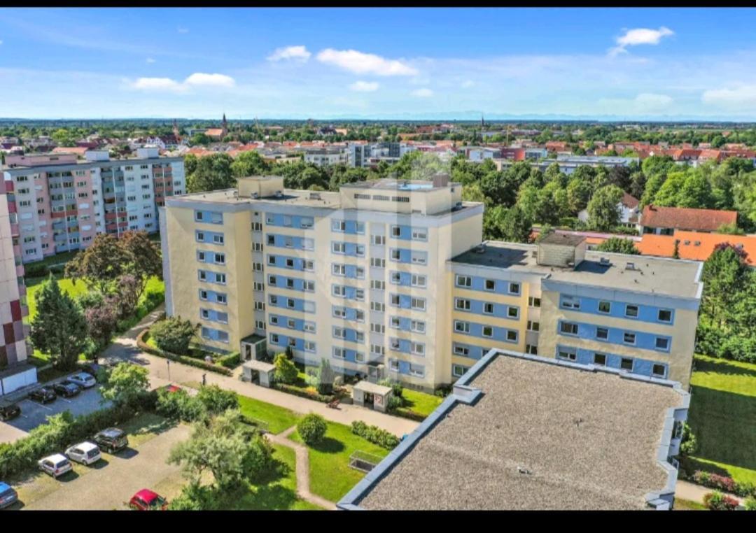 Moderne 3Zimmer Wohnung, In Koenigsbrunn Bei Augsburg エクステリア 写真