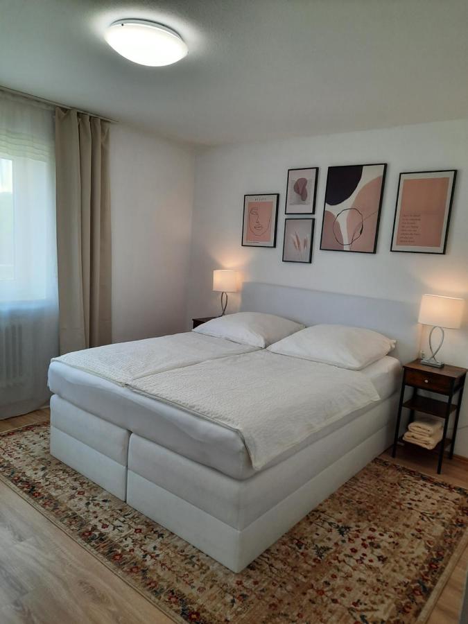 Moderne 3Zimmer Wohnung, In Koenigsbrunn Bei Augsburg エクステリア 写真