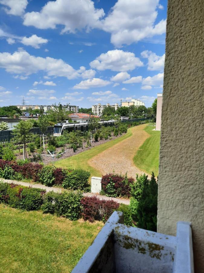 Moderne 3Zimmer Wohnung, In Koenigsbrunn Bei Augsburg エクステリア 写真